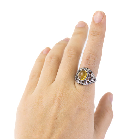 Art Deco Sterling Silver Ring with Yellow Amber Cabochon