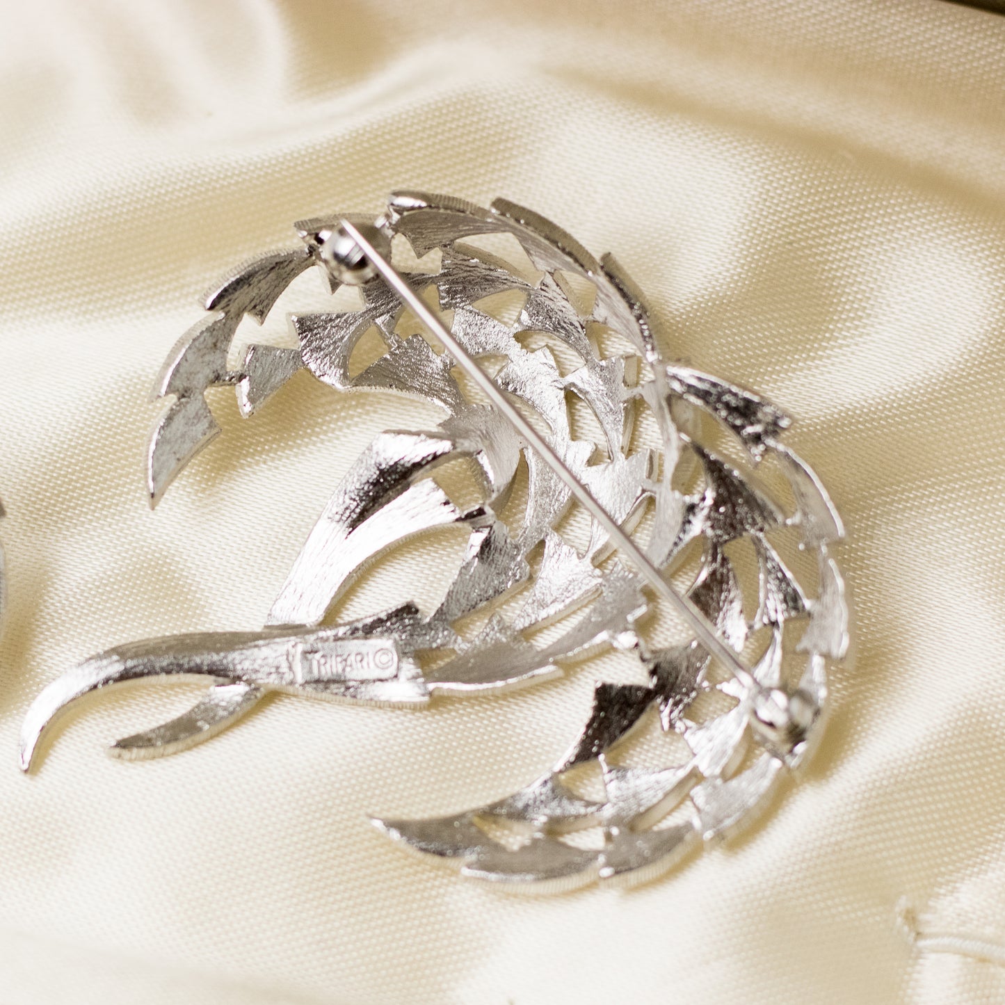 Trifari Silver Tone Brooch and Clip-On Earrings Set With Original Velvet Box
