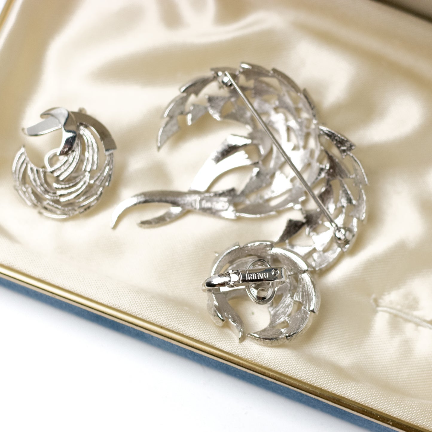 Trifari Silver Tone Brooch and Clip-On Earrings Set With Original Velvet Box
