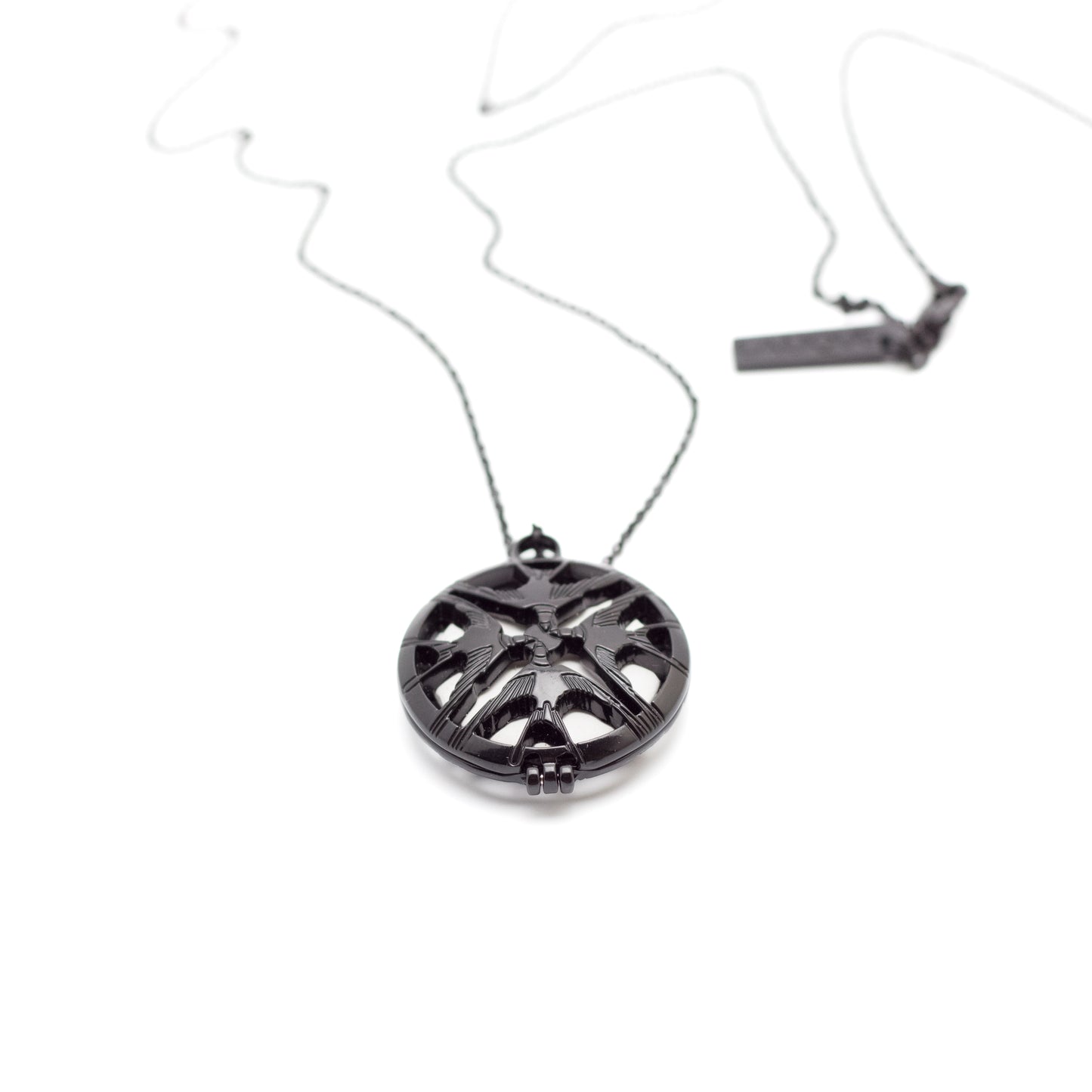 Lalique Hirondelles Perfume Diffuser Vintage Necklace with Black Swallows Pendant