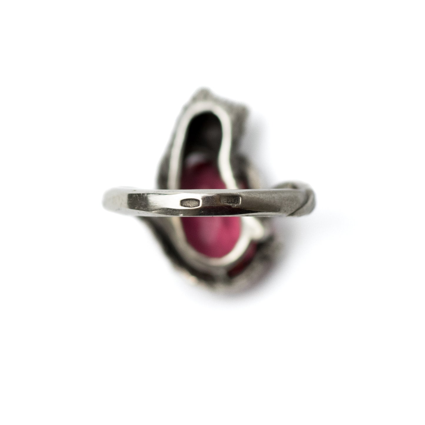 Vintage Silver Ring Featuring Cat with Pink Crystal