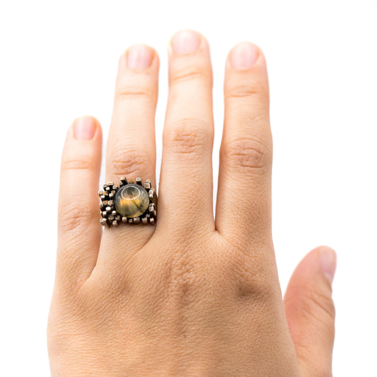 Modernist Brutalist Silver Vintage Ring With Labradorite