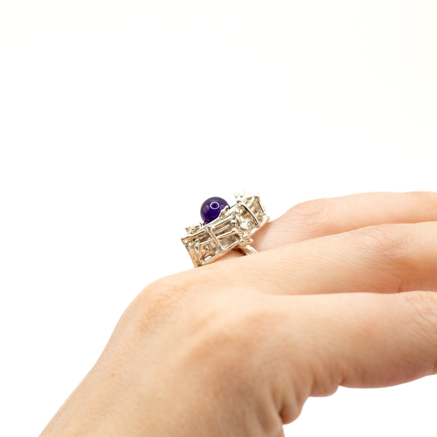 Silver Vintage Brutalist Ring with Amethyst