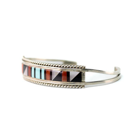 Bracelet manchette enfant vintage de style Zuni avec incrustations turquoise