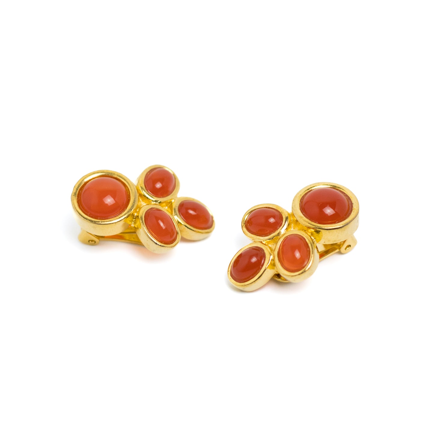 Vintage David Grau Clip-on Earrings in Gold with Carnelian Glass Cabochons