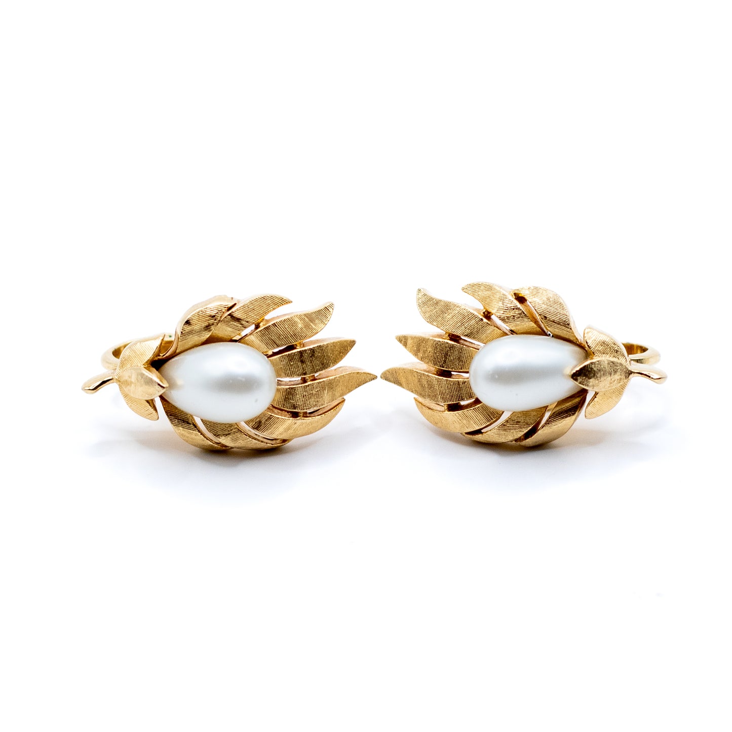 Crown Trifari Vintage 1960er Goldfarbene Perlen-Clip-Ohrringe