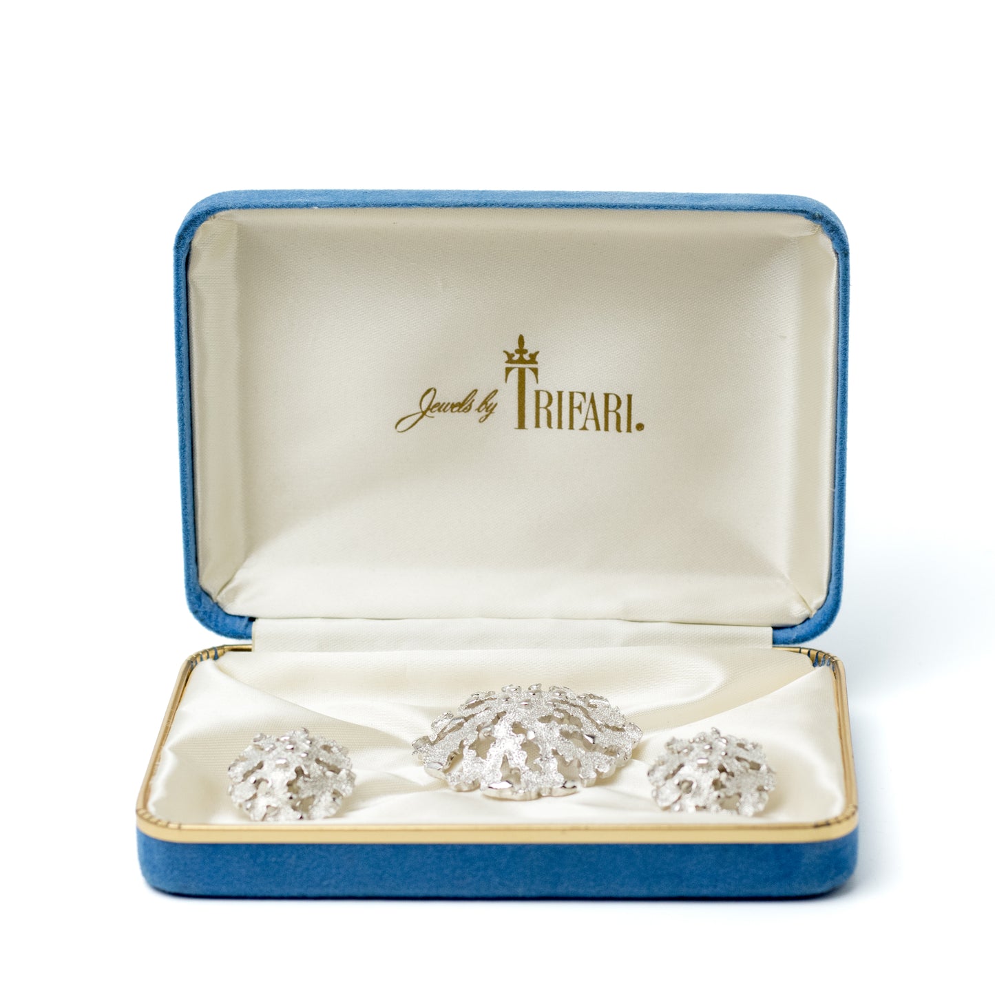 Crown Trifari Vintage Brooch & Clip On Earrings Set in Silver Tone