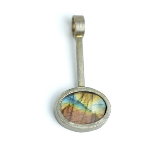 Kupittaan Kulta Vintage Finnish Modernist Silver Pendant with Spectrolite