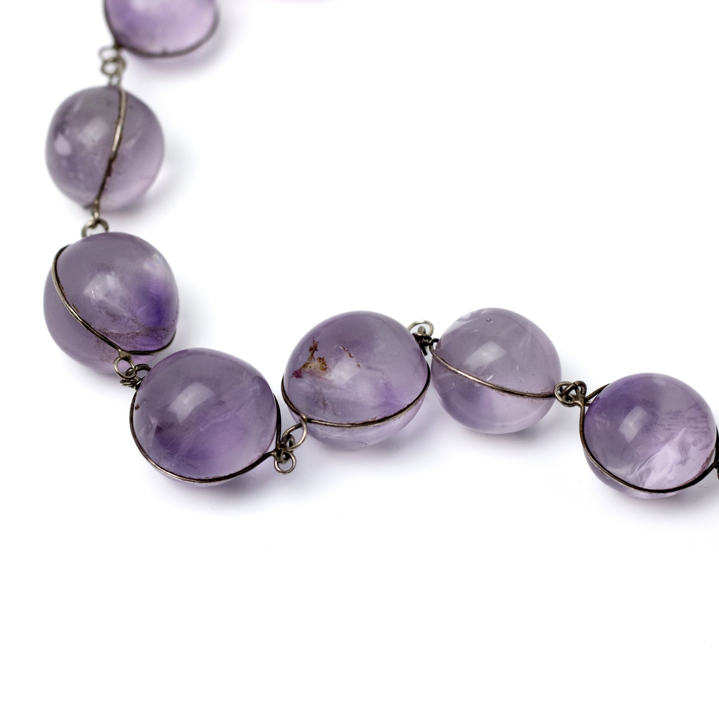 Antique Amethyst Pool of Light Graduated Bead Necklace from Early 20th Century