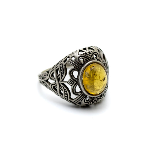 Art Deco Sterling Silver Ring with Yellow Amber Cabochon