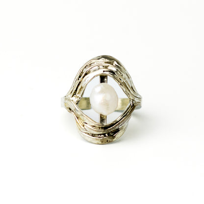 Perli Germany Brutalist Sterling Silver Ring with Natural Pearl