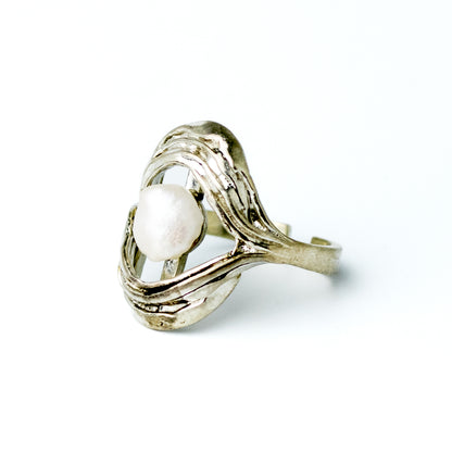 Perli Germany Brutalist Sterling Silver Ring with Natural Pearl