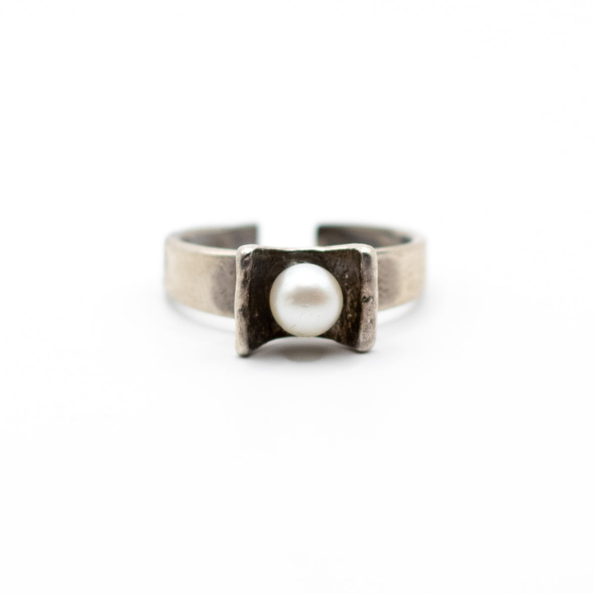Vintage Dainty Silver Pearl Ring By Perli