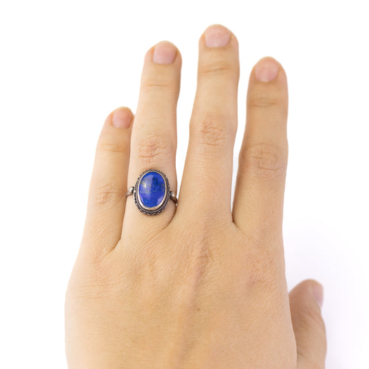 Art Deco Vintage Silver Ring With Lapis Lazuli Oval Stone