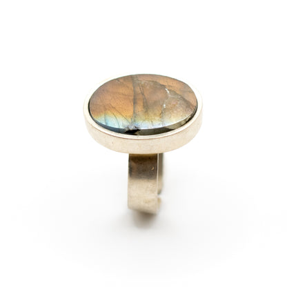 Finnish Silver Vintage Spectrolite Ring In Oval Bezel