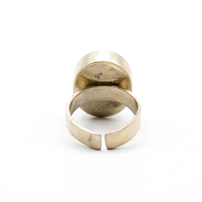Finnish Silver Vintage Spectrolite Ring In Oval Bezel