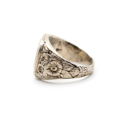 Antique Men's Signet Ring With Ornate Band, Vintage Heraldic Jewelry