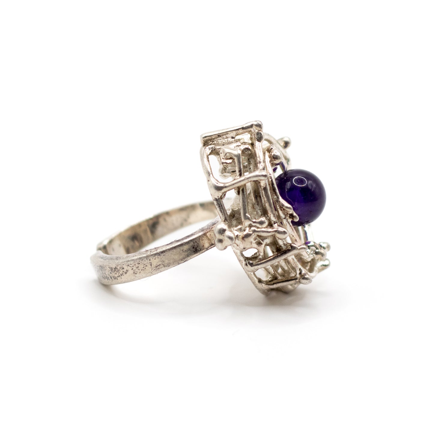 Silver Vintage Brutalist Ring with Amethyst