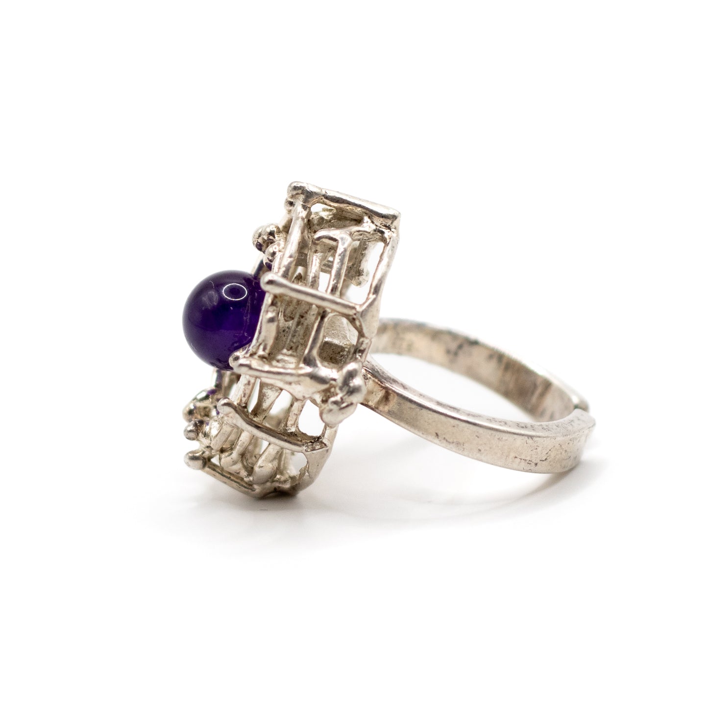 Silver Vintage Brutalist Ring with Amethyst