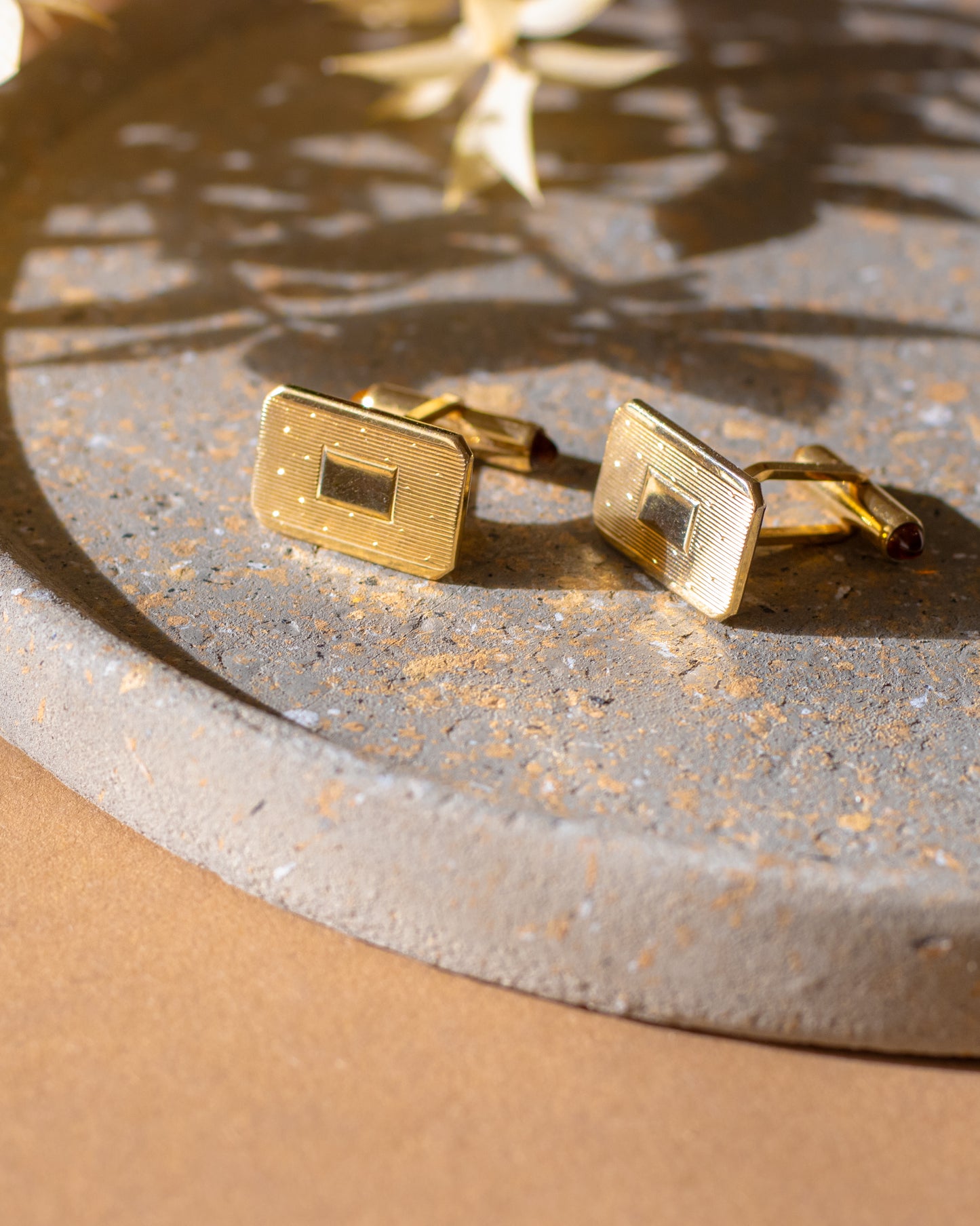 Vintage Krementz Cufflinks in 14K Gold Plate