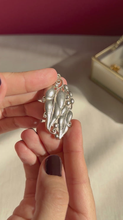 Pendentif Art Nouveau en argent antique par Karl Karst, Allemagne
