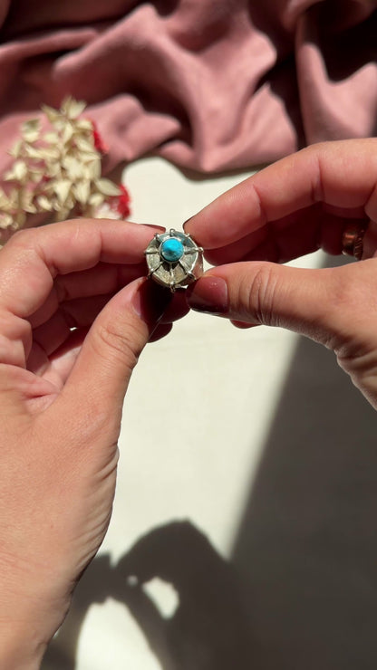 Brutalist Vintage Sterling Silver Statement Ring with Turquoise or Dyed Blue Howlite