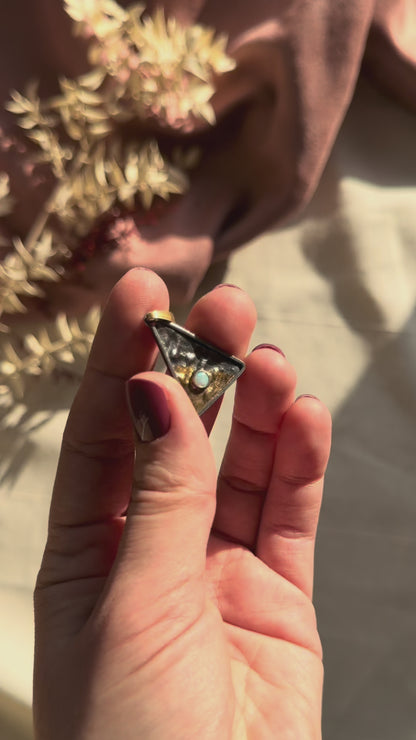Pendentif triangle en argent sterling opale naturelle vintage