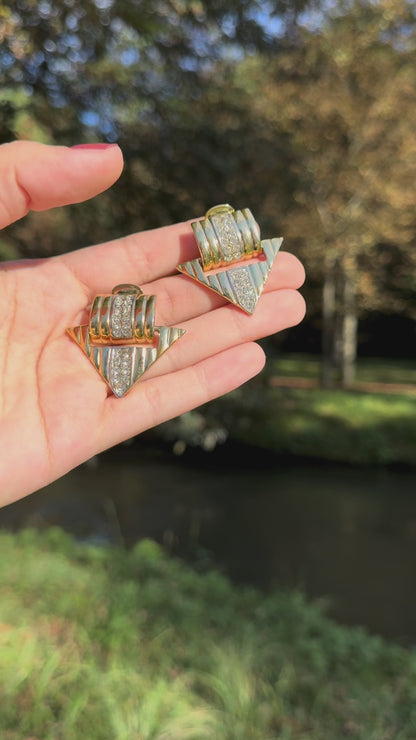 Goldfarbene geometrische Vintage-Ohrclips mit klaren Strasssteinen